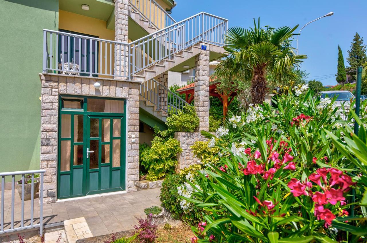 Apartments Jasna Crikvenica Luaran gambar