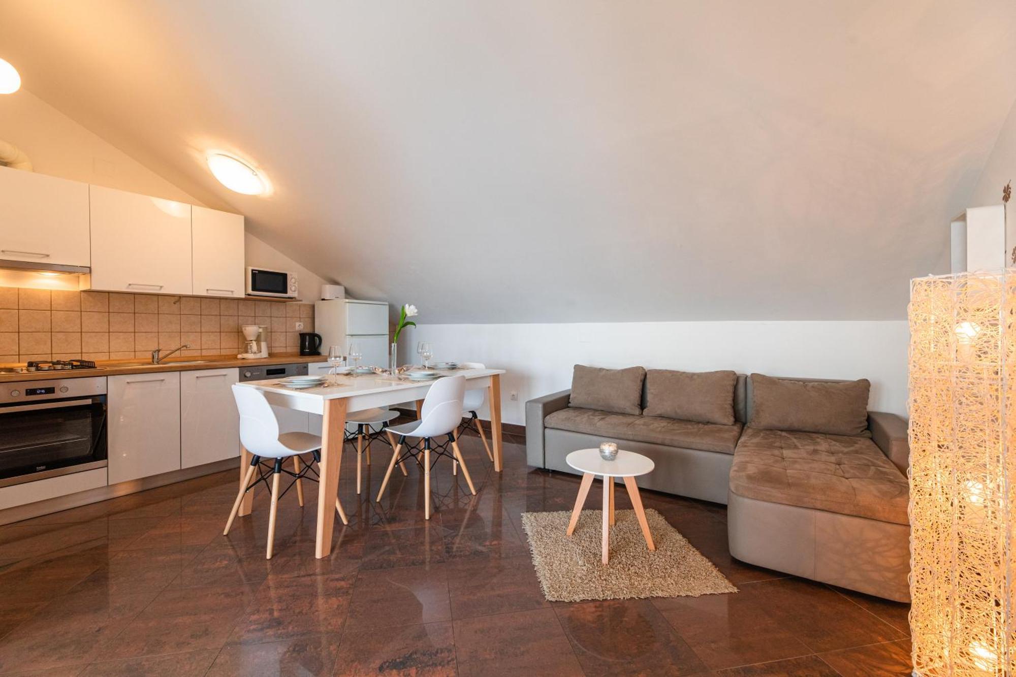 Apartments Jasna Crikvenica Luaran gambar
